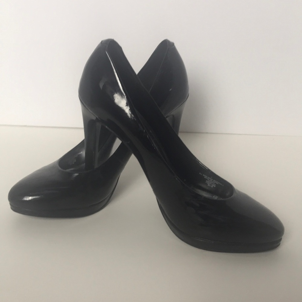 Black heels